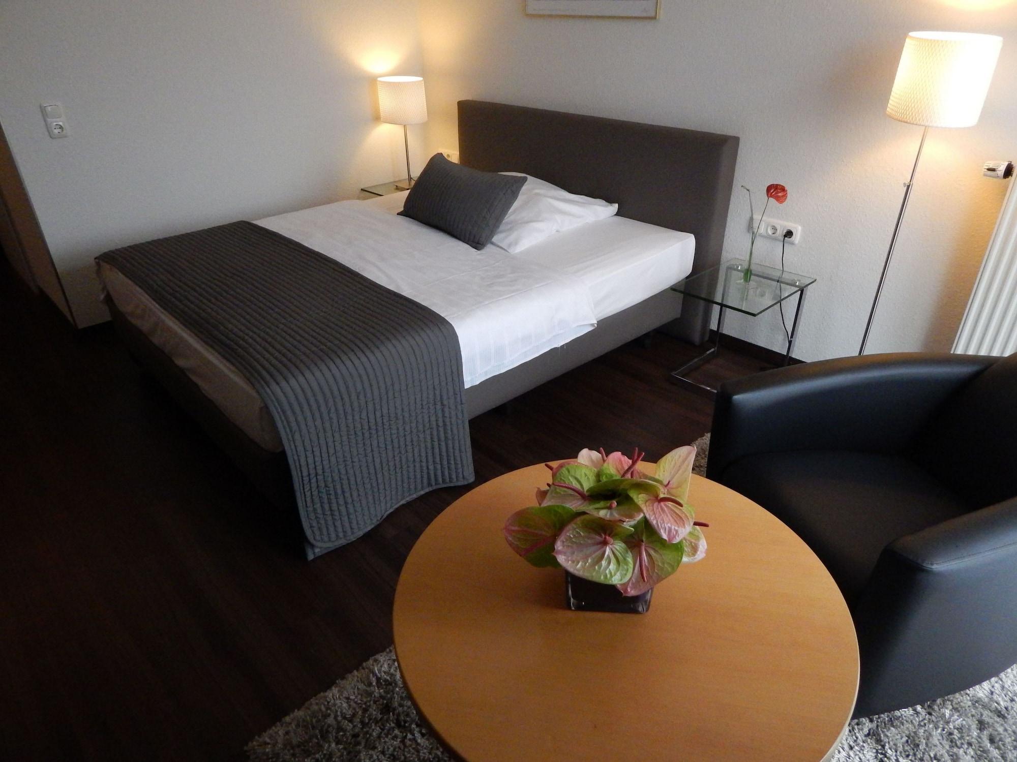 Hotel Schweizer Hof Кассель Экстерьер фото